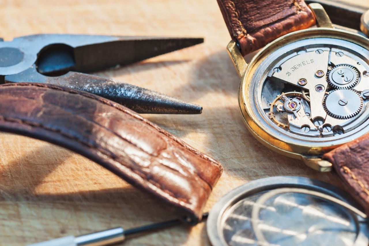 WATCH REPAIR AT MICHAEL AGNELLO JEWELERS